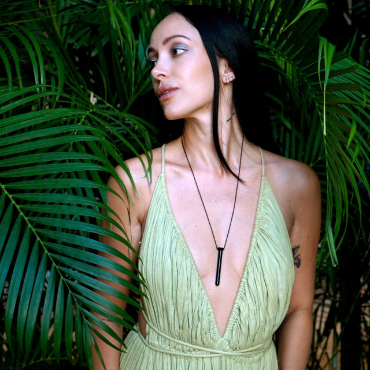 Vesper Mini Vibrating Necklace